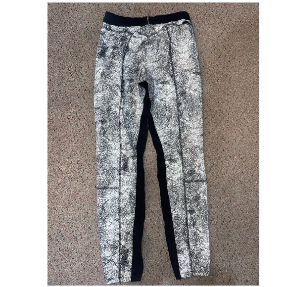 Guess Black and White Speckle Jeggings - Picture 3 of 4